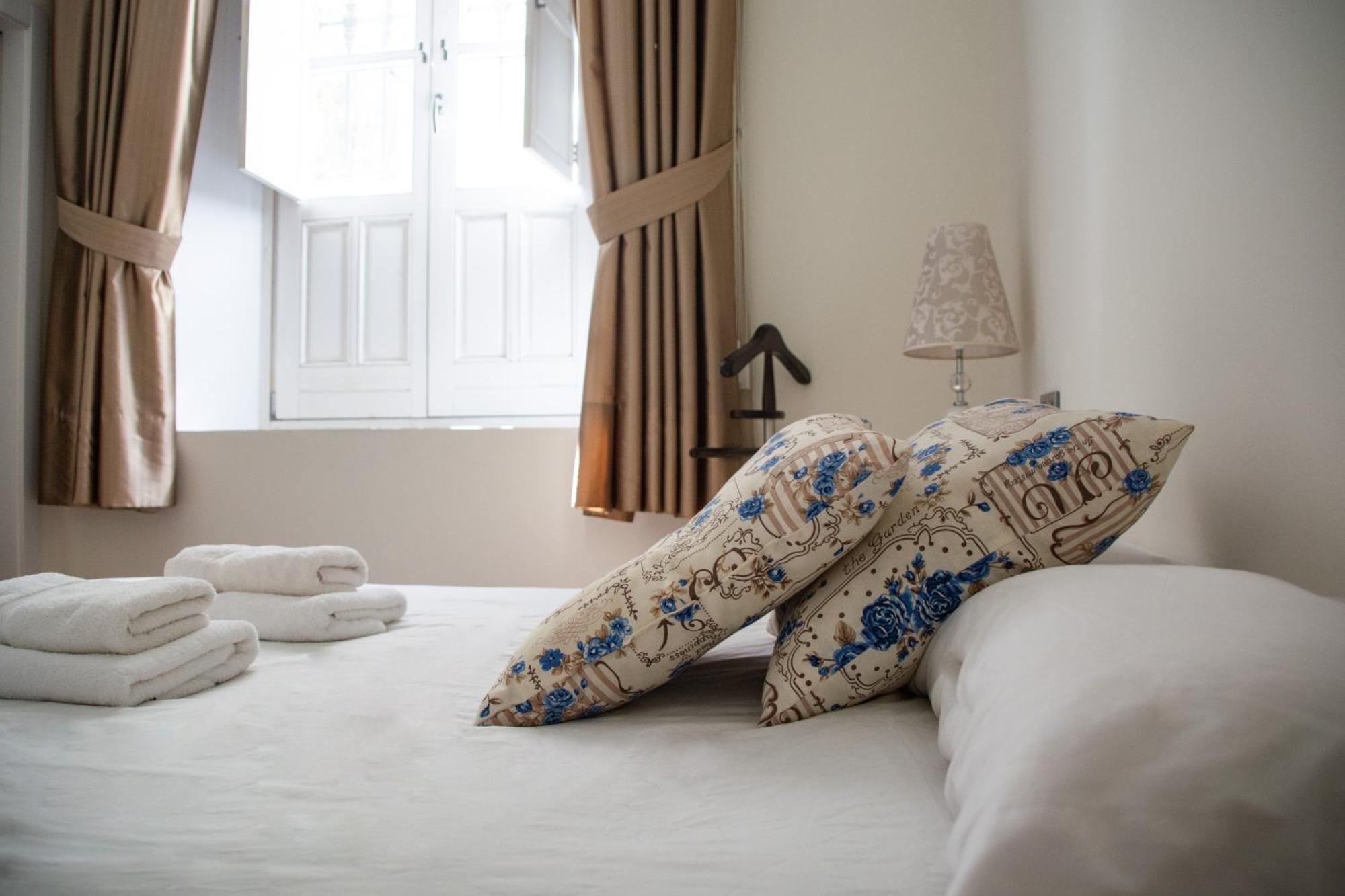 Apartamento Spinola Home Севилья Экстерьер фото