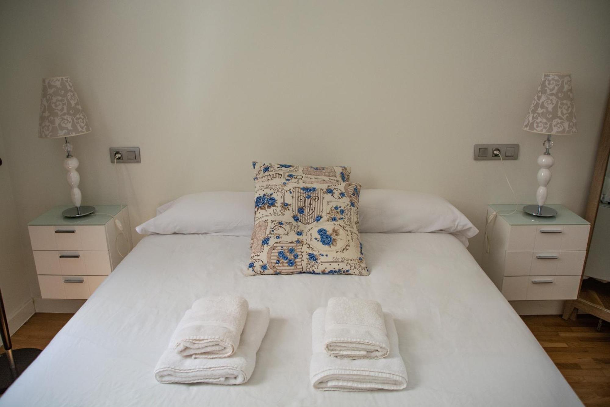 Apartamento Spinola Home Севилья Экстерьер фото